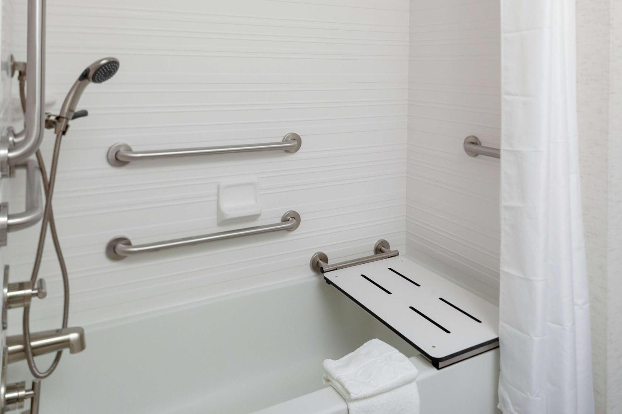Hampton Inn & Suites Columbus Scioto Downs Esterno foto