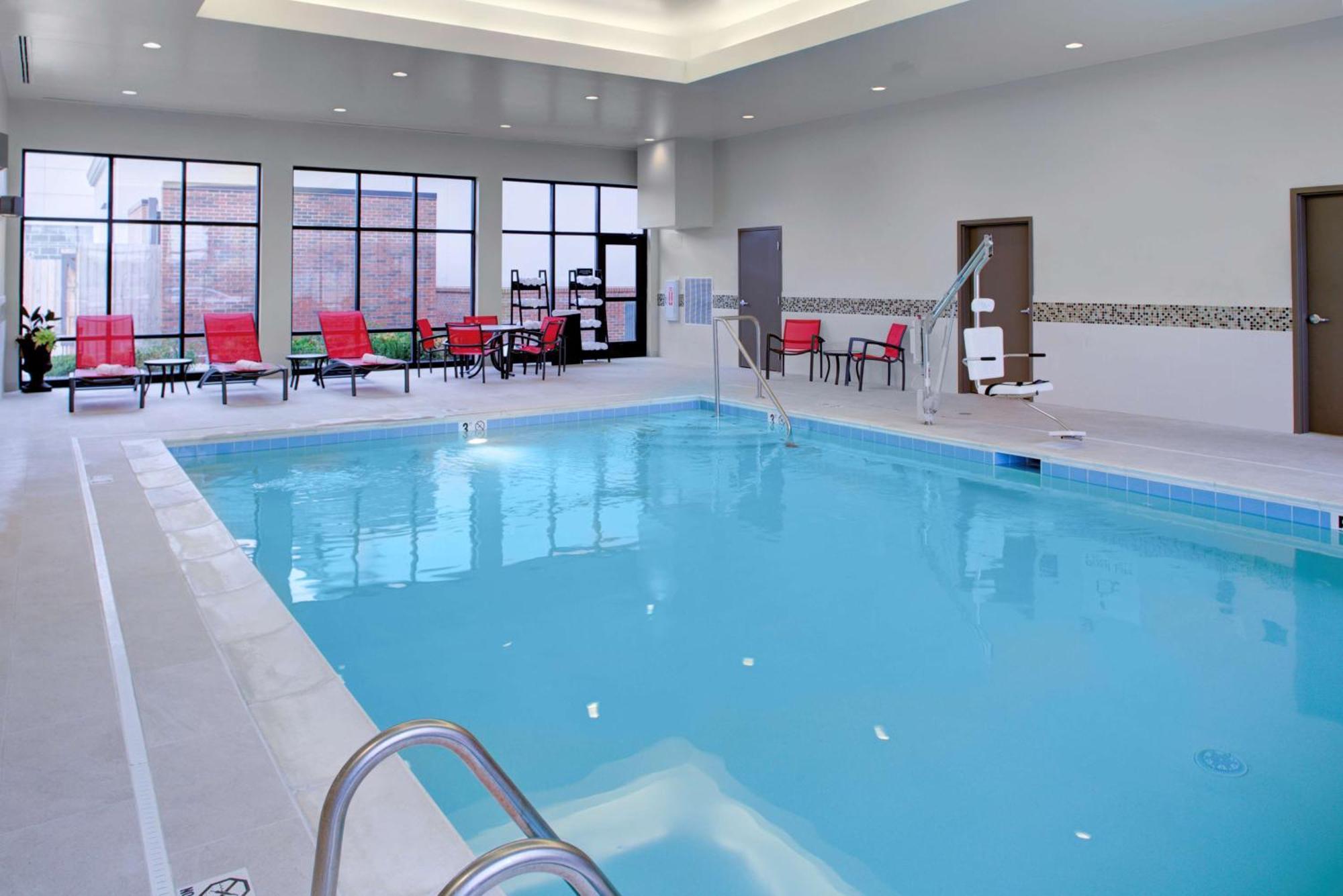 Hampton Inn & Suites Columbus Scioto Downs Esterno foto